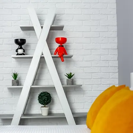 Stylish In The Center