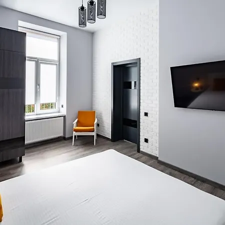 Stylish In The Center Lemberg